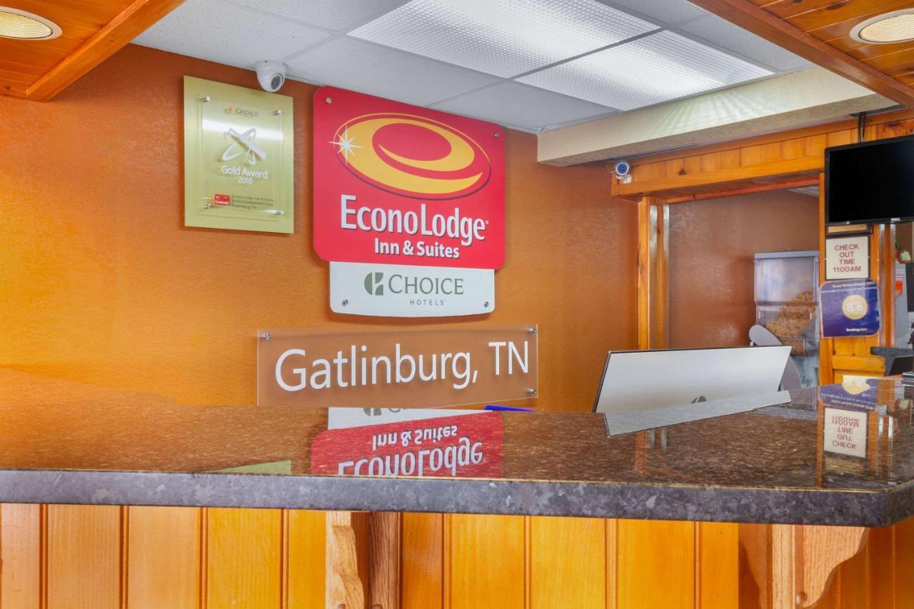 Econo Lodge Inn & Suites Gatlinburg At The Convention Center Exteriér fotografie