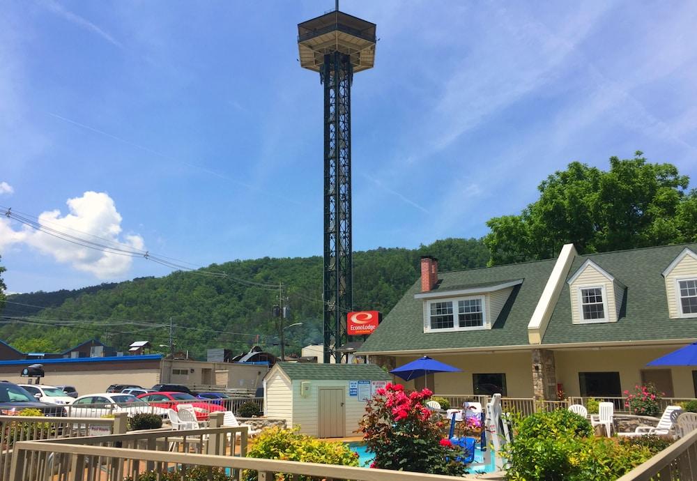 Econo Lodge Inn & Suites Gatlinburg At The Convention Center Exteriér fotografie