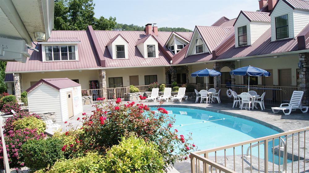 Econo Lodge Inn & Suites Gatlinburg At The Convention Center Exteriér fotografie